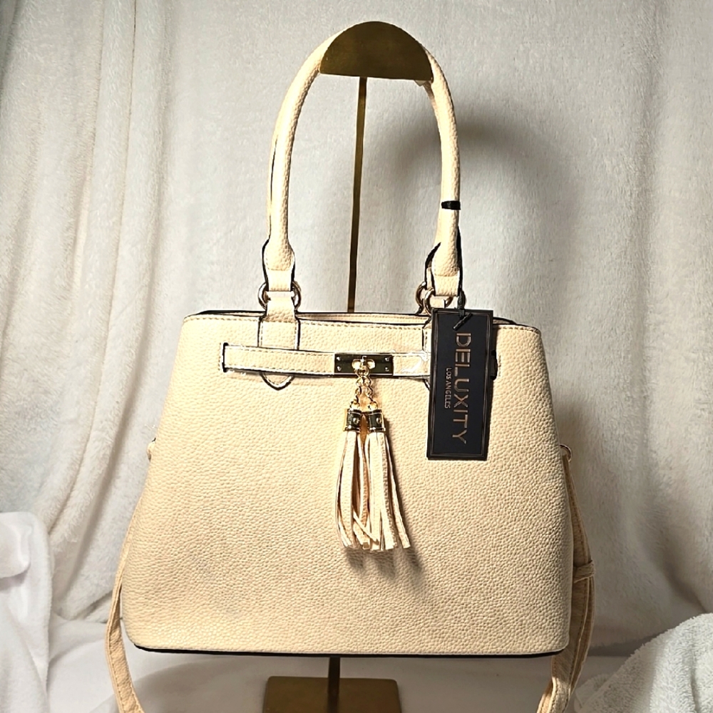 DELUXITY Handbag/Crossbody Vegan Leather NWT